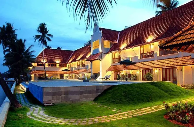 Luxury Kerala Holidays Package